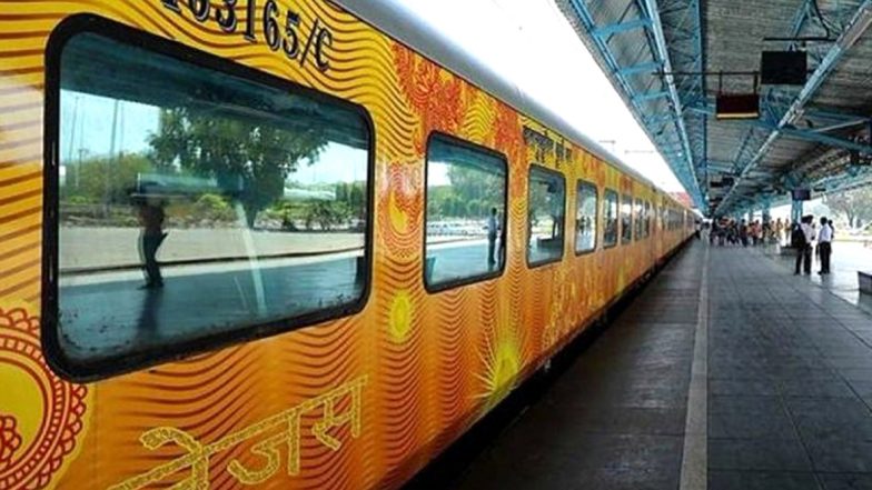 Tejas Express: గంటకు 200 కిలోమీటర్ల వేగం, రైలు గంట ఆలస్యంగా వస్తే ప్రయాణికులకు రూ.100, రైల్వే ప్రయాణికులకు రూ.25 లక్షల ఉచిత బీమా, 60 రోజుల ముందుగా రిజర్వేషన్ చేసుకోవాలి, ప్రారంభమైన తేజస్ ఎక్స్ప్రెస్ Tejas Express: గంటకు 200 కిలోమీటర్ల వేగం, రైలు గంట ఆలస్యంగా వస్తే ప్రయాణికులకు రూ.100, రైల్వే ప్రయాణికులకు రూ.25 లక్షల ఉచిత బీమా, 60 రోజుల ముందుగా రిజర్వేషన్ చేసుకోవాలి, ప్రారంభమైన తేజస్ ఎక్స్ప్రెస్