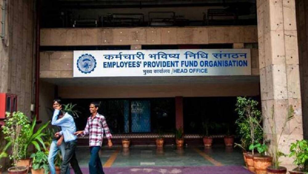 NRI EPF Rules: ఇండియా వదిలి విదేశాలకు వెళ్తే PF డబ్బులు పోతాయా.. విదేశాలకు వెళ్లే ముందు తప్పక తెలుసుకోవాల్సిన విషయాలు..