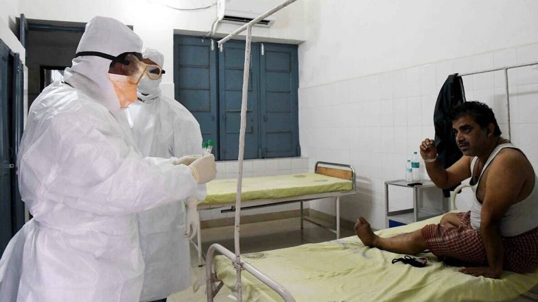Coronavirus in India: భారతదేశంలో భారీగా పెరుగుతున్న కోవిడ్-19 కేసులు, దేశవ్యాప్తంగా 5,734కు చేరిన పాజిటివ్ కేసుల సంఖ్య, 166కు పెరిగిన కరోనా మరణాలు Coronavirus in India: భారతదేశంలో భారీగా పెరుగుతున్న కోవిడ్-19 కేసులు, దేశవ్యాప్తంగా 5,734కు చేరిన పాజిటివ్ కేసుల సంఖ్య, 166కు పెరిగిన కరోనా మరణాలు