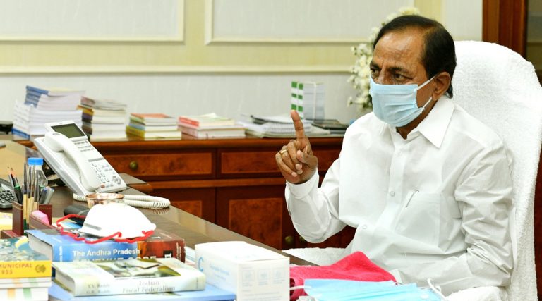 Telangana Cabinet Meeting: తెలంగాణలో లాక్‌డౌన్ ఎత్తేస్తారా..కొనసాగుతున్న తెలంగాణ కేబినెట్‌ సమావేశం, చర్చకు రానున్న పలు కీలక అంశాలు, మరి కొద్ది సేపట్లో వివరాలు ప్రకటించే అవకాశం