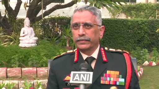 Indian Army: ఇండియన్ ఆర్మీలో 8 మందికి కరోనా, చికిత్స తీసుకుంటున్న నలుగురు జవాన్లు, లడక్ సెక్టార్లో కోవిడ్-19 నుంచి కోలుకున్న జవాన్, వెల్లడించిన ఆర్మీ చీఫ్ నారావణే Indian Army: ఇండియన్ ఆర్మీలో 8 మందికి కరోనా, చికిత్స తీసుకుంటున్న నలుగురు జవాన్లు, లడక్ సెక్టార్లో కోవిడ్-19 నుంచి కోలుకున్న జవాన్, వెల్లడించిన ఆర్మీ చీఫ్ నారావణే
