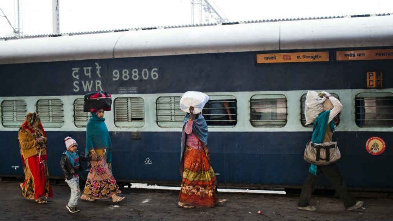 IRCTC Offers Full Refund: 39 లక్షల రైల్వే టికెట్లు రద్దు, ఇప్పటికే రైల్వే టికెట్ బుక్ చేసుకున్నవారికి మొత్తం రీఫండ్, మే 3 వరకు లాక్డౌన్ పొడిగింపు నేపథ్యంలో రైల్వే శాఖ కీలక నిర్ణయం IRCTC Offers Full Refund: 39 లక్షల రైల్వే టికెట్లు రద్దు, ఇప్పటికే రైల్వే టికెట్ బుక్ చేసుకున్నవారికి మొత్తం రీఫండ్, మే 3 వరకు లాక్డౌన్ పొడిగింపు నేపథ్యంలో రైల్వే శాఖ కీలక నిర్ణయం