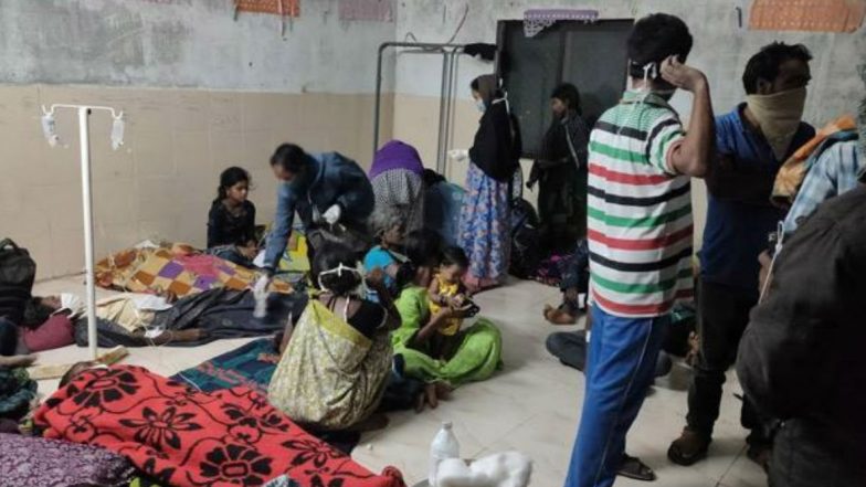 Food Poison in AP: చనిపోయిన ఆవును తిని 70 మంది ఆస్పత్రి పాలు, ఆరుగురి పరిస్థితి విషమం, బాధితులను పరామర్శించిన పాడేరు ఎమ్మెల్యే భాగ్యలక్ష్మీ, విశాఖ మన్యంలో ఘటన Food Poison in AP: చనిపోయిన ఆవును తిని 70 మంది ఆస్పత్రి పాలు, ఆరుగురి పరిస్థితి విషమం, బాధితులను పరామర్శించిన పాడేరు ఎమ్మెల్యే భాగ్యలక్ష్మీ, విశాఖ మన్యంలో ఘటన