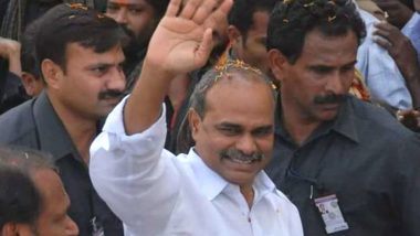 Y. S. Rajasekhara Reddy Birthday: తెలుగు నేలపై చెరగని సంతకం, పేద ప్రజల గుండె చప్పుడు, దివంగత వైయస్ రాజశేఖర్ రెడ్డి 71వ జయంతి నేడు, ఘనంగా నివాళులు అర్పించిన కుటుంబ సభ్యులు, వైఎస్సార్ గురించి ఎవరేమన్నారంటే..