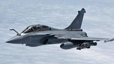 Rafale Deal: రాఫెల్ యుద్ధ విమానాలు వచ్చేశాయి, 2021లోపు భారత్‌కు రానున్న 36 విమానాలు, గాలిలో ఇంధనాన్ని నింపుకుని 3,700 కిలోమీటర్ల దూరం ప్రయాణించగలిగే సామర్థ్యం