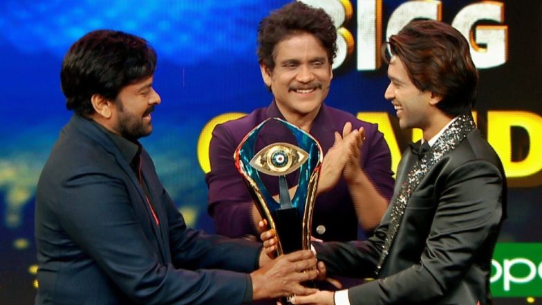 Big Boss 4 Telugu Winner: బిగ్ బాస్ 4 విజేత అభిజిత్, గ్రాండ్ ఫినాలేకు ముఖ్య అతిథిగా వీచ్చేసిన మెగాస్టార్ చిరంజీవి, విజేతకు సీజన్ 4 ట్రోఫి మరియు రూ. 25 లక్షల క్యాష్ రివార్డ్ Big Boss 4 Telugu Winner: బిగ్ బాస్ 4 విజేత అభిజిత్, గ్రాండ్ ఫినాలేకు ముఖ్య అతిథిగా వీచ్చేసిన మెగాస్టార్ చిరంజీవి, విజేతకు సీజన్ 4 ట్రోఫి మరియు రూ. 25 లక్షల క్యాష్ రివార్డ్