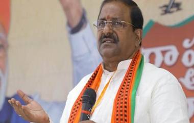 JAC Member Tries to Hit BJP Leader: బీజేపీ నేతపై చెప్పుతో దాడి, ఆ ఛానలే దాడి చేసిన వ్య‌క్తిపై ఫిర్యాదు చేయాలని తెలిపిన బీజేపీ ఏపీ అధ్యక్షుడు సోము వీర్రాజు, టీడీపీ పాత్ర ఉందని తెలిపిన బీజేపీ పార్టీ ఎంపి జివిఎల్ నరసింహారావు