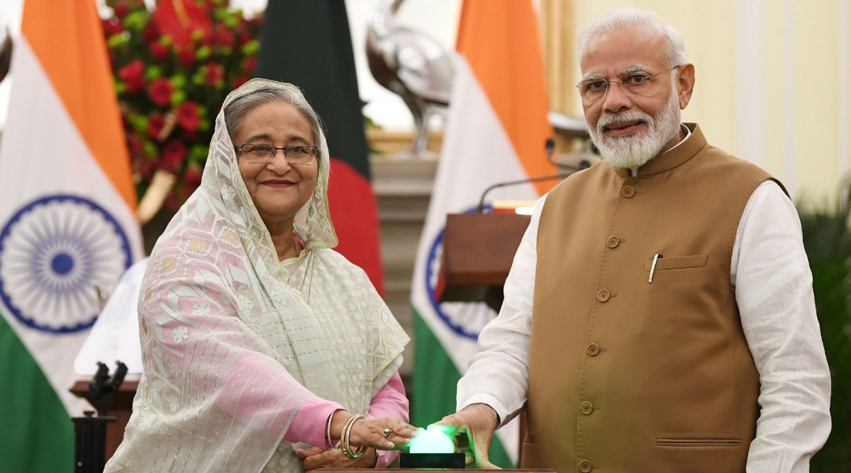 PM Modi Bangla Tour: 'బంగబంధు బ్రతికి ఉంటే బంగ్లాదేశ్ మరో స్థాయిలో ఉండేది'! బంగ్లాదేశ్‌లో పర్యటిస్తున్న భారత ప్రధాని, కోవిడ్19 వ్యాప్తి తర్వాత నరేంద్ర మోదీ చేస్తున్న మొదటి విదేశీ పర్యటన ఇదే