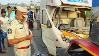 Nellore Road Accident: నెల్లూరు జిల్లాలో ఘోర రోడ్డు ప్రమాదం, నలుగురు అక్కడికక్కడే మృతి, ఒకరి పరిస్థితి విషమం, టాటా ఏస్ వాహనాన్ని వెనక నుంచి బలంగా ఢీ కొట్టిన పాల వ్యాను, దువ్వూరు వద్ద విషాద ఘటన