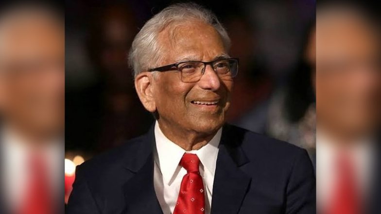 Kakarla Subba Rao: దివంగత ఎన్టీఆర్ పిలుపుతో జన్మభూమికి సేవలందించిన డాక్టర్, ప్రముఖ రేడియాలజిస్ట్ డా. కాకర్ల సుబ్బారావు కన్నుమూత పట్ల సంతాపం ప్రకటించిన సీఎం కేసీఆర్ Kakarla Subba Rao: దివంగత ఎన్టీఆర్ పిలుపుతో జన్మభూమికి సేవలందించిన డాక్టర్, ప్రముఖ రేడియాలజిస్ట్ డా. కాకర్ల సుబ్బారావు కన్నుమూత పట్ల సంతాపం ప్రకటించిన సీఎం కేసీఆర్