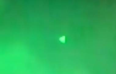 Pyramid Shaped UFO: ఆకాశంలో ఎగురుతున్న ఏలియన్స్, వీడియోను విడుదల చేసిన అమెరికా నేవీ దళ సిబ్బంది, ఏలియన్స్ ఘటనపై స్పందించిన అమెరికా రక్షణ సంస్థ పెంటగాన్‌ అధికారులు