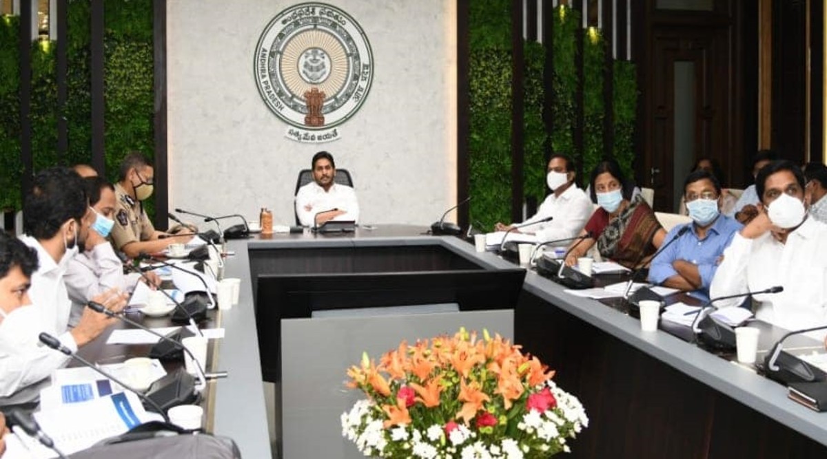 AP's COVID Bulletin: ఆంధ్రప్రదేశ్‌లో భారీగా 6,096 పాజిటివ్ కేసులు నమోదు, రాష్ట్రంలో కరోనా పరిస్థితులపై జిల్లా స్థాయి అధికారులతో సీఎం జగన్ సమీక్ష, లాక్‌డౌన్‌పై క్లారిటీ!