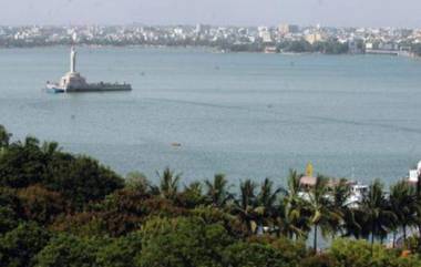 Hussain Sagar: హైదరాబాద్ వాసులకు మరో షాక్, హుస్సేన్ సాగర్, నాచారం పెద్ద చెరువు, నిజాం చెరువులో కరోనా జన్యు పదార్థాలు, ఈ ఏడాది ఫిబ్రవరి నుంచి చెరువుల్లో పెరగడం ప్రారంభమైన జన్యు పదార్థాలు