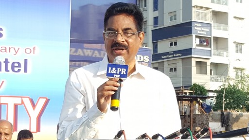 Centre Appoints 8 New Governors: మిజోరాం గవర్నర్గా కంభంపాటి హరిబాబు, హర్యానాకు బదిలీ అయిన దత్తాత్రేయ, 8 రాష్ట్రాలకు కొత్త గవర్నర్లను ప్రకటించిన కేంద్రం, ఉత్తర్వులు జారీ చేసిన రాష్ట్రపతి భవన్ Centre Appoints 8 New Governors: మిజోరాం గవర్నర్గా కంభంపాటి హరిబాబు, హర్యానాకు బదిలీ అయిన దత్తాత్రేయ, 8 రాష్ట్రాలకు కొత్త గవర్నర్లను ప్రకటించిన కేంద్రం, ఉత్తర్వులు జారీ చేసిన రాష్ట్రపతి భవన్