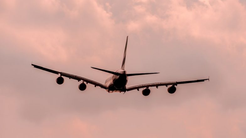 Air Travel: దేశీయ విమాన సర్వీసుల సామర్థ్యం 65 శాతానికి పెంపు; హైదరాబాద్ విమానాశ్రయంలో పెరుగుతున్న ప్రయాణికుల రద్దీ, జూన్ నెలలో 4.35 లక్షల మంది ప్రయాణం