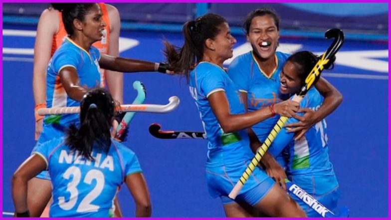 Tokyo 2020 Olympic Games: ఆస్ట్రేలియాకు షాక్..టోక్యో ఒలింపిక్స్లో తొలిసారిగా హాకీ సెమీస్లోకి భారత మహిళల జట్టు, 1980 మాస్కో ఒలింపిక్స్ తర్వాత భారత్ అత్యుత్తమ ప్రదర్శన Tokyo 2020 Olympic Games: ఆస్ట్రేలియాకు షాక్..టోక్యో ఒలింపిక్స్లో తొలిసారిగా హాకీ సెమీస్లోకి భారత మహిళల జట్టు, 1980 మాస్కో ఒలింపిక్స్ తర్వాత భారత్ అత్యుత్తమ ప్రదర్శన