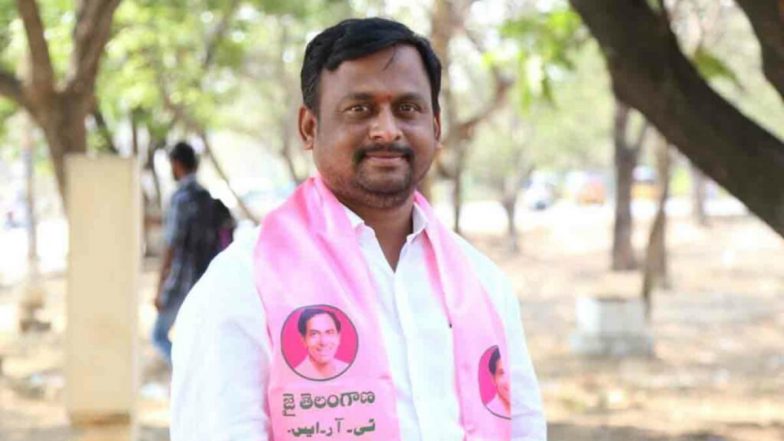 Huzurabad By Election Results 2021: టీఆర్ఎస్ అభ్యర్థి గెల్లు శ్రీనివాస యాదవ్ సొంత గ్రామంలో కారు డీలా, ఈటెలకే జై కొడుతున్న హుజురాబాద్