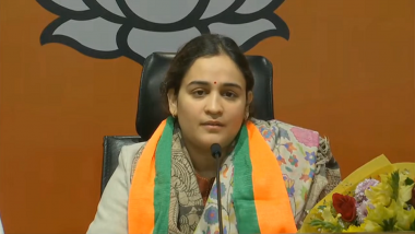 Aparna Yadav Joins BJP: బావ అఖిలేష్ యాదవ్‌కు షాక్, బీజేపీ తీర్థం పుచుకున్న ములాయం సింగ్ యాదవ్ కోడలు అపర్ణా యాదవ్