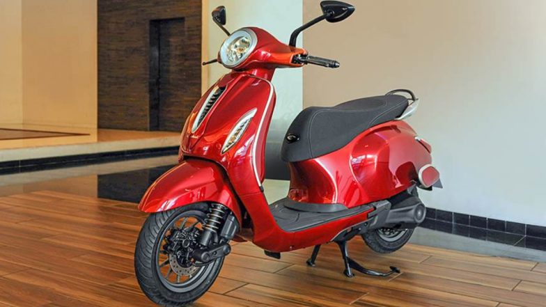 Bajaj Chetak EV: బజాజ్ నుంచి మార్కెట్లోకి మరోసారి చేతక్ స్కూటర్ విడుదలకు సిద్ధం, ఈ సారి ఎలక్ట్రిక్ వర్షన్లో దుమ్ముదులపనున్న చేతక్, ధర ఎంతంటే.. Bajaj Chetak EV: బజాజ్ నుంచి మార్కెట్లోకి మరోసారి చేతక్ స్కూటర్ విడుదలకు సిద్ధం, ఈ సారి ఎలక్ట్రిక్ వర్షన్లో దుమ్ముదులపనున్న చేతక్, ధర ఎంతంటే..