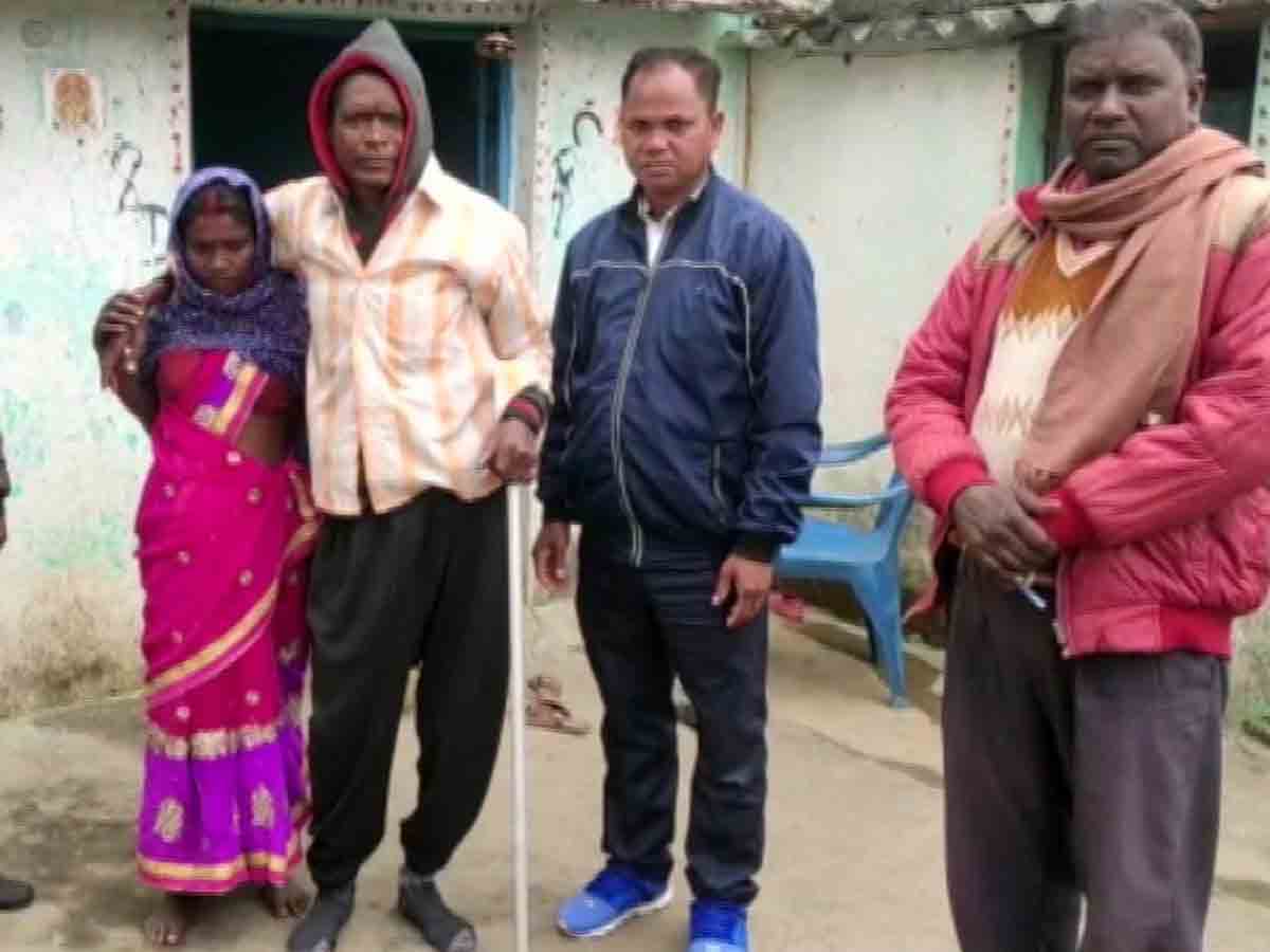 Corona Vaccine Miracle: కరోనా వ్యాక్సిన్‌తో పక్షవాతం పరార్, కోవిషీల్డ్ తీసుకున్న తర్వాతే లేచి నిలబడ్డానంటున్న వ్యక్తి, పరిశోధన చేస్తున్న వైద్యులు