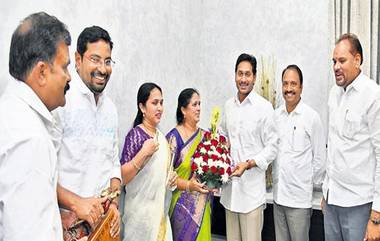 Ex TDP MLA Sobha joins YSRCP: విజయనగరం జిల్లాలో టీడీపీకి ఎదురుదెబ్బ, వైసీపీ తీర్థం పుచ్చుకున్న ఎస్‌. కోట మాజీ ఎమ్మెల్యే శోభా హైమావతి