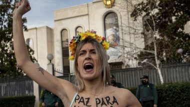 Topless Protesters Against Putin:పుతిన్ కు వ్యతిరేకంగా దుస్తులు విప్పేసిన మహిళలు, రష్యా ఎంబసీ ముందు అర్ధనగ్న ప్రదర్శన చేసిన స్పెయిన్ మహిళా సంఘాలు