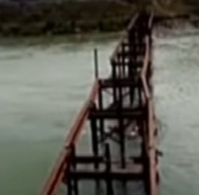 Steel Bridge Stolen: వీళ్లెక్కడి దొంగలు బాబోయ్! ఏకంగా బ్రిడ్జినే ఎత్తుకెళ్లారు, 60 అడుగుల పొడవున్న బ్రిడ్జిని దొంగతనం చేసిన చోరులు, గ్రామస్తులు, అధికారులు సహకరించారని ఆరోపణలు, బీహార్‌లో వింత దొంగతనం