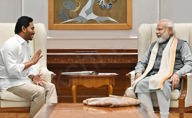 CM Jagan Meets PM Modi: ప్రధాని మోదీతో ఏపీ సీఎం జగన్ భేటీ, రాష్ట్రాభివృద్ధికి సంబంధించిన అంశాలపై కొనసాగుతున్న కీలక చర్చలు