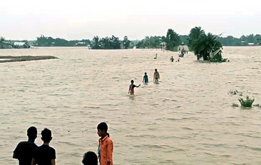 Floods in North East: ఈశాన్య రాష్ట్రాలను ముంచెత్తుతున్న వరదలు, మూడు రాష్ట్రాల్లో భారీ వర్షాలు, 54మంది మృతి, నిరాశ్రయులైన లక్షలాదిమంది