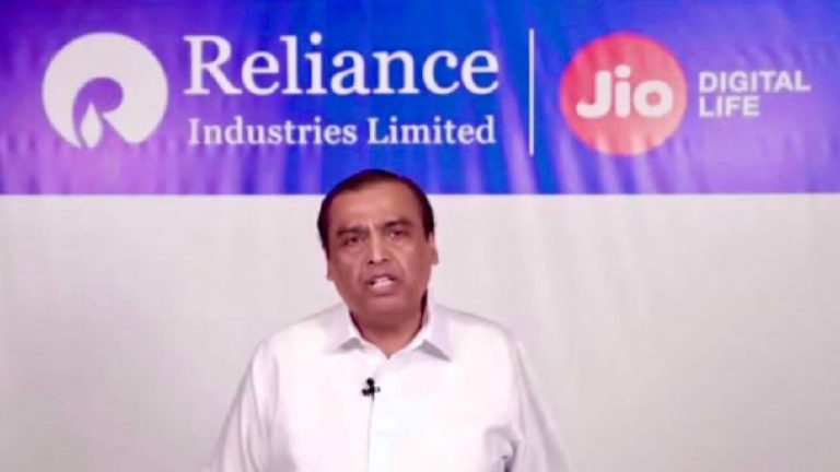 Mukesh Ambani Resigns: జియో డైరెక్టర్‌ పదవి నుంచి తప్పుకున్న ముఖేస్ అంబానీ, కుమారుడు ఆకాష్ అంబానీని కొత్త బోర్డు ఛైర్మన్‌గా ప్రకటించిన సంస్థ, కంపెనీ మేనేజింగ్ డైరెక్టర్‌గా పంకజ్ మోహన్ పవార్ బాధ్యతలు