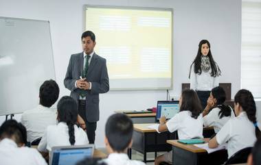 Robot Teacher: కొత్తపుంతలు తొక్కుతున్న టెక్నాలజీ, టీచర్లుగా రోబోలను రంగంలోకి దించిన స్కూల్, హైదరాబాద్‌లో వినూత్న ప్రయోగం, 30 భాషల్లో బోధించనున్న రోబో టీచర్లు