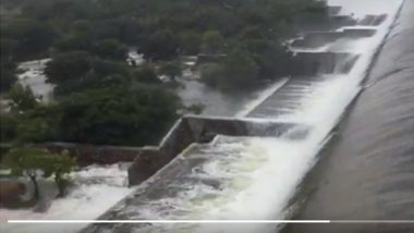 Upper Manair Dam: తెలంగాణ జలదృశ్యం వీడియో, పరవళ్లు తొక్కుతున్న ఎగువ మానేరు డ్యామ్, భారీ వర్షాలకు నిండుకుండలా మారిన జలాశయాలు