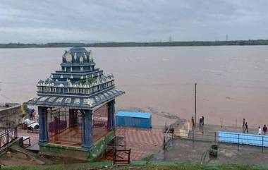 Telangana Floods: అంతా రామయ్యపైనే భారం, గోదావరి ఉగ్రరూపంతో డేంజర్ జోన్లో భద్రాచలం, సాయంత్రం నుంచి రాకపోకలు బంద్, 6 వేల మందిని పునరావాస కేంద్రాలకు తరలించిన అధికారులు