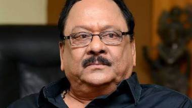 Krishnam Raju Funeral: ప్రభాస్ సోదరుడు ప్రభోద్ చేతుల మీదుగా కృష్ణంరాజు అంత్యక్రియలు,సాయంత్రం ప్రభుత్వ లాంఛనాలతో మొయినాబాద్‌ వ్యవసాయ క్షేత్రంలో అంత్యక్రియలు