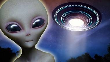 NASA UFO: ఫ్లయింగ్ సాసర్ల గుట్టు తెలుసుకునేందుకు స్పెషల్ టీమ్ ను ఏర్పాటు చేసిన నాసా.. ఎప్పటినుంచో ఫ్లయింగ్ సాసర్లపై వార్తలు.. వాటిని యూఎఫ్ఓలుగా పిలుస్తున్న నాసా.. ఇప్పటికీ మిస్టరీగా గ్రహాంతర జీవులు, వారి వాహనాలు.. 16 మందితో నాసా బృందం.. ఈ నెల 24 నుంచి అధ్యయనం