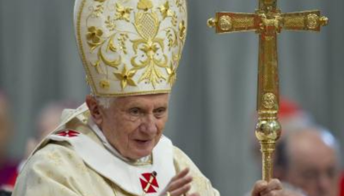 Former Pope Benedict Dies: మాజీ పోప్ బెనిడిక్ట్ ఇక లేరు, 95 ఏట అనారోగ్యంతో కన్నుమూత, ప్రపంచ వ్యాప్తంగా రోమన్ కేథలిక్కుల్లో విషాదం..