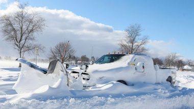 Heavy Snowfall In US: అమెరికాలో మళ్లీ మంచు తుపాను భీభత్సం, 1500కు పైగా విమానాలు రద్దు, 2.80 లక్షల ఇళ్లకు విద్యుత్‌ సరఫరా కట్