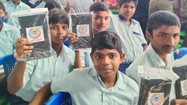 Andhra Pradesh: ఏపీలో విద్యా విప్లవం, 4,59,564 మంది విద్యార్థులకు ట్యాబ్‌లు పంపిణీ చేసిన ఏపీ ప్రభుత్వం, 59,176 మంది టీచర్లకు బోధనకు సాయపడేలా ఉచిత ట్యాబ్‌ల పంపిణీ
