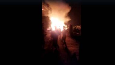 Fire Accident In Mancherial: మంచిర్యాలలో ఘోర అగ్నిప్రమాదం.. ఆరుగురు సజీవ దహనం.. నిద్రలోనే ప్రాణాలు గాలిలోకి.. ఎవరో కావాలనే ఇంటికి నిప్పు పెట్టినట్టు అనుమానాలు.. వీడియోతో..