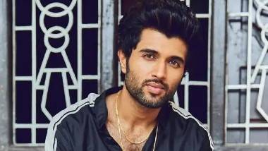 Devarakonda Bumper Offer: అభిమానులకు రౌడీ హీరో బంపర్ ఆఫర్.. 100 మందిని విహార యాత్రకు పంపనున్నట్లు ప్రకటన