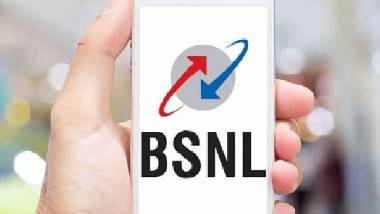 BSNL IPTV: బీఎస్ఎన్ఎల్ నుంచి ఐపీటీవీ సర్వీసులు.. బ్రాడ్‌బ్యాండ్‌ కనెక్షన్‌తో వెయ్యికి పైగా టీవీ ఛానెళ్లు