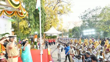 Republic Day Celebrations: అన్ని రంగాల్లో హైదరాబాద్ భేష్, రాజ్‌భవన్‌లో జాతీయ జెండా ఆవిష్కరించిన గవర్నర్ తమిళిసై, నాటు నాటు టీమ్‌కు సత్కారం చేసిన గవర్నర్