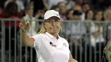 Martina Navratilova: కేన్సర్లతో పోరాడతానన్న మార్టినా..  గొంతు, రొమ్ము కేన్సర్ బారినపడిన టెన్సిస్ దిగ్గజం