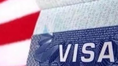 H-1B Visa Fee Hike: హెచ్‌1బీ వీసా ఫీజు భారీగా పెంపు.. 460 డాలర్ల నుంచి 780 డాలర్లకు.. కొత్త ఫీజులు ఏప్రిల్‌ 1 నుంచి అమల్లోకి..