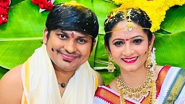 Rakesh-Sujatha Wedding Pics: ఎట్టకేలకు ఒక్కటైన లవర్స్, జోర్దార్‌ సుజాతను పెళ్లి చేసుకున్న జబర్దస్థ్‌ కమెడియన్‌ రాకింగ్‌ రాకేశ్‌, ఫోటోలు సోషల్ మీడియాలో వైరల్