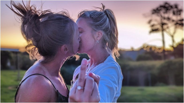 Danielle Wyatt's Engagement: అప్పుడు కోహ్లీకి ప్రపోజ్, ఇప్పుడు మరో యువతితో ఎంగేజ్‌మెంట్, ఇంగ్లాండ్ స్టార్‌ బ్యాట్స్‌ఉమెన్ డేనియల్ సంచలన నిర్ణయం