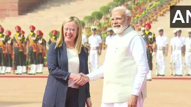 PM Modi Welcomes Italian PM Meloni: ఇటలీ ప్రధానికి స్వాగతం పలికిన ప్రధాని మోదీ, రాజ్‌ఘాట్ వద్ద జాతిపితకు పుష్పగుచ్ఛం ఉంచి నివాళి అర్పించిన జార్జియా మెలోని