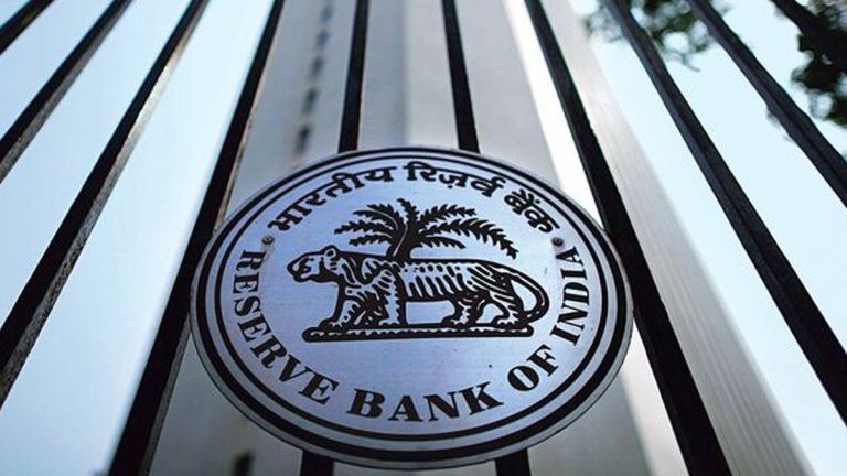 RBI: ఐసీఐసీఐ, కోటక్‌ మహీంద్రా బ్యాంకులకు ఆర్‌బీఐ భారీ షాక్, ఐసీఐసీఐ బ్యాంక్‌కు రూ.12.19 కోట్లు, కోటక్‌ మహీంద్రా బ్యాంక్‌కు రూ.3.95 కోట్లు చొప్పున జరిమానా