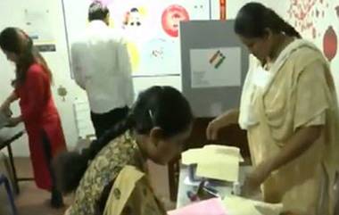 Karnataka Polling: కర్ణాటకలో కొనసాగుతున్న పోలింగ్, త్రిముఖ పోరులో గెలుపుపై ఉత్కంఠ, 38 ఏళ్ల సెంటిమెంట్‌ను బద్దలు కొట్టేనా?