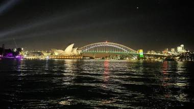 Sydney Harbour Light up in 'Tiranga' Colours: భారత జాతీయ జెండా రంగులతో వెలిగిపోయిన సిడ్నీ హార్బర్, ఒపెరా హౌస్‌లు, పిక్ ఇదిగో..